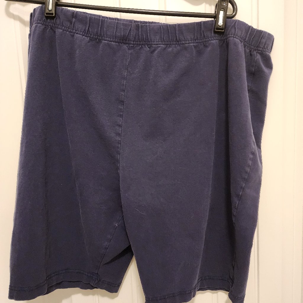 Roaman's Navy Biker Shorts 2x {26-28}